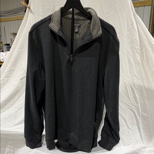 Croft & Barrow Men's Black and Gray Zip-Up Sweater